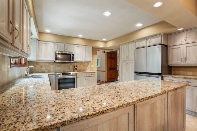 7832 Country Brook Ln, Reynoldsburg, OH 43068 - photo 17