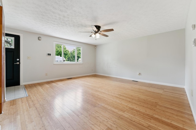8151 Priestley Dr, Reynoldsburg, OH 43068 - photo 9