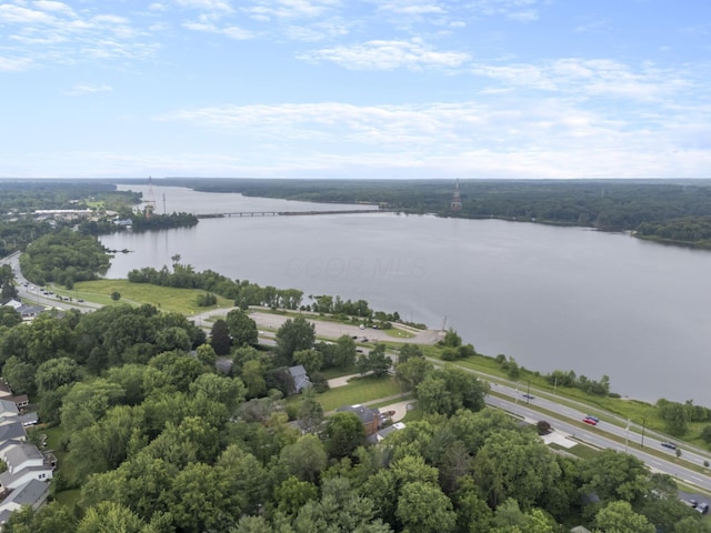 1280 Gemstone Sq W, Westerville, OH 43081 - aerial view of a nearby body of water