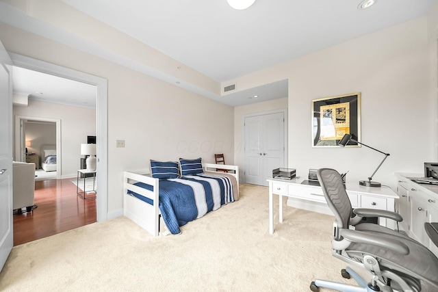 1475 W 3rd Ave Unit 401, Columbus, OH 43212 - carpeted bedroom with a desk and recessed lighting