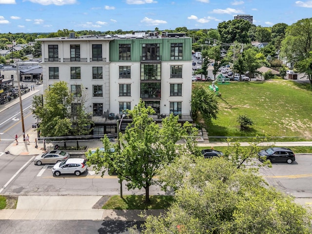 1475 W 3rd Ave Unit 401, Columbus, OH 43212 - view of property featuring uncovered parking
