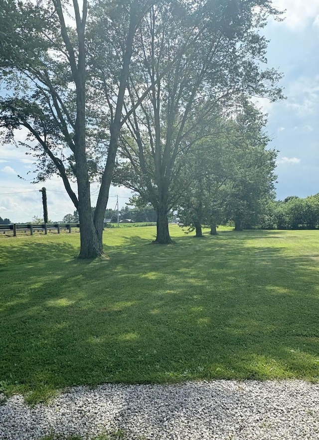 5356 Harding Hwy E, Caledonia, OH 43314 - view of grassy yard