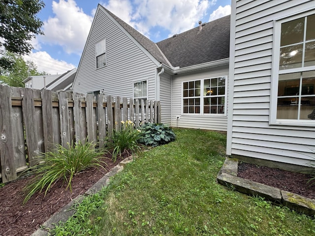 6282 Mcnaughten Place Ln Unit 39, Columbus, OH 43213 - view of yard