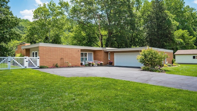 4920 W Shore Dr, Zanesville, OH 43701 - photo 1