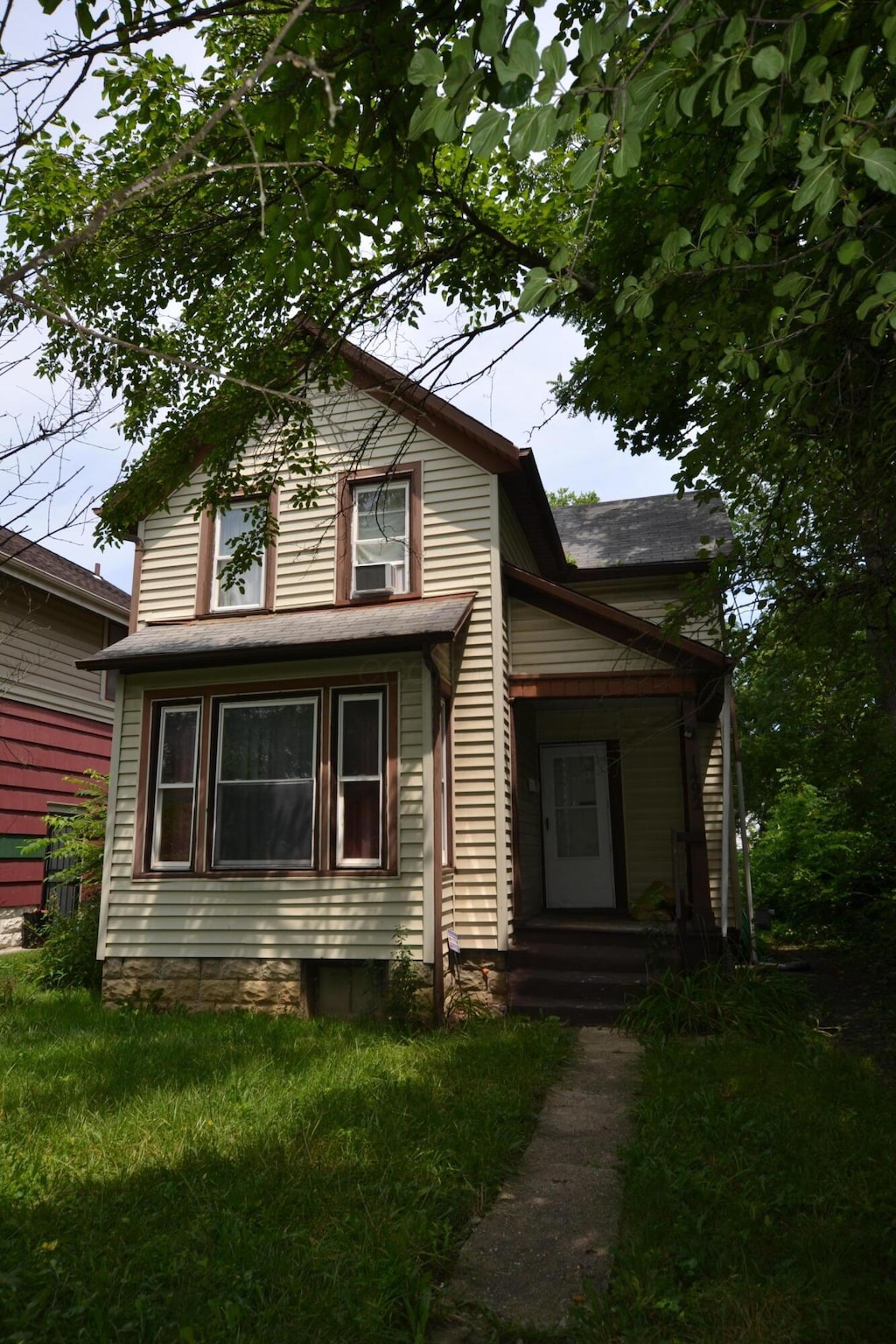 1492 Aberdeen Ave, Columbus, OH 43211 - photo 1