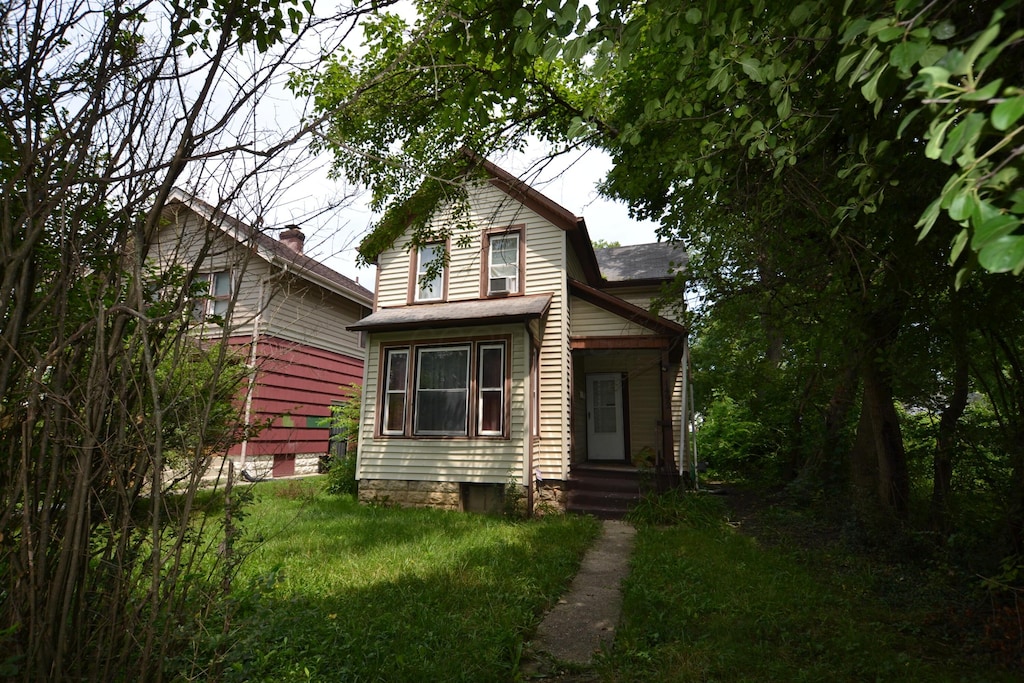 1492 Aberdeen Ave, Columbus, OH 43211 - photo 2