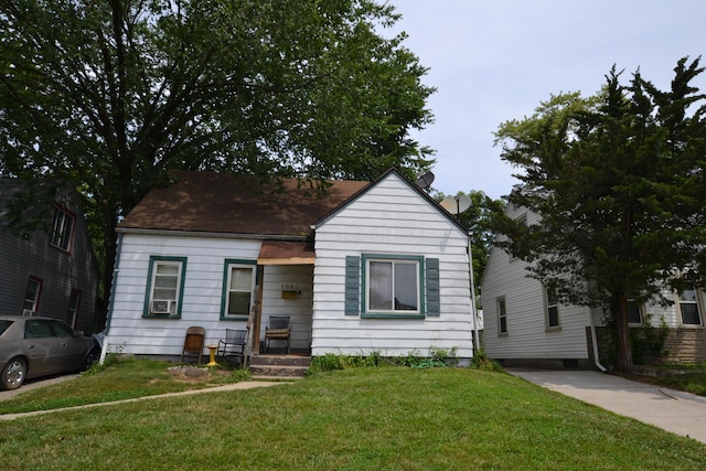1092 Duxberry Ave, Columbus, OH 43211 - photo 1
