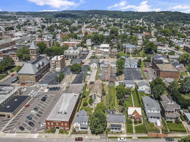 131 E Chestnut St, Lancaster, OH 43130 - aerial view of property's location featuring nearby suburban area