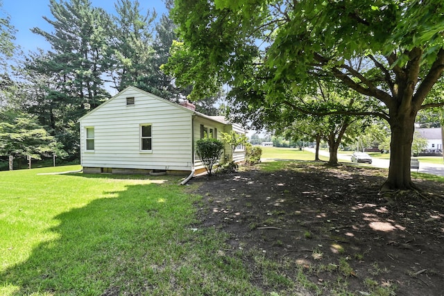 305 N Boston St, Galion, OH 44833 - view of green lawn