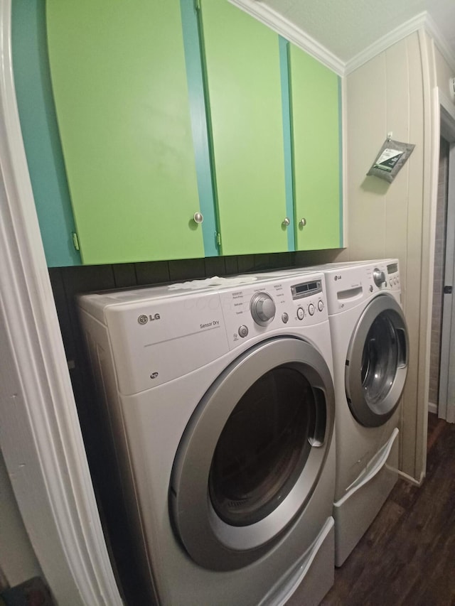 3200 Smeltzer Rd Unit 70, Marion, OH 43302 - washroom with independent washer and dryer, cabinet space, dark wood-style flooring, and crown molding