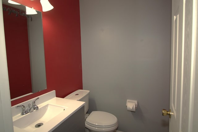 712 Cape Henry Dr, Columbus, OH 43228 - photo 10