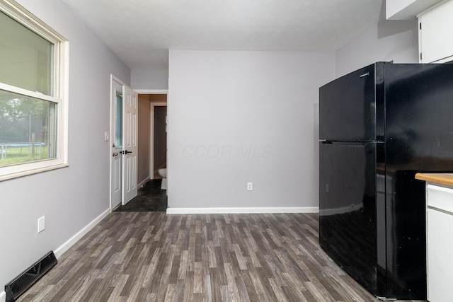 170 Jefferson Ave, Ashville, OH 43103 - photo 14