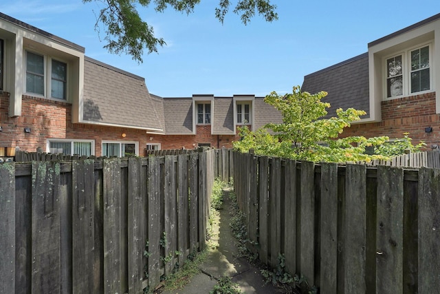 1611 Lafayette Dr, Upper Arlington, OH 43220 - photo 30