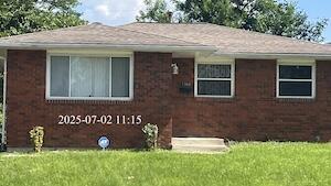 1364 Roberts Pl, Columbus, OH 43207 - photo 2