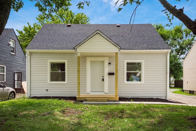 1097 Loretta Ave, Columbus, OH 43211 - photo 2