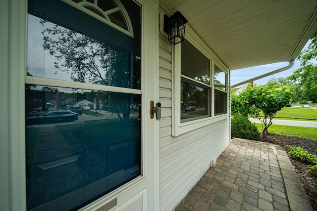 2496 Swansea Rd, Upper Arlington, OH 43221 - photo 5