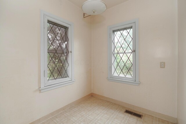 117 Chatham Rd, Columbus, OH 43214 - photo 14