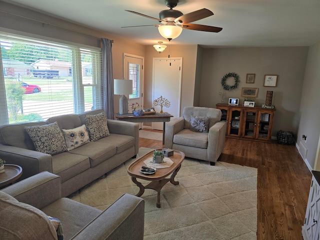 858 Crestview Dr, Bellefontaine, OH 43311 - photo 4