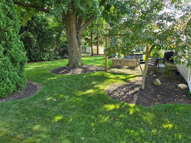 858 Crestview Dr, Bellefontaine, OH 43311 - photo 33