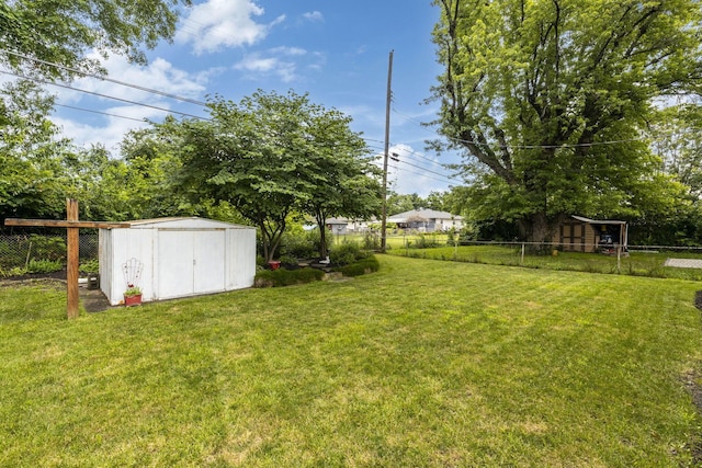 489 Virginia Cir W, Columbus, OH 43213 - photo 3