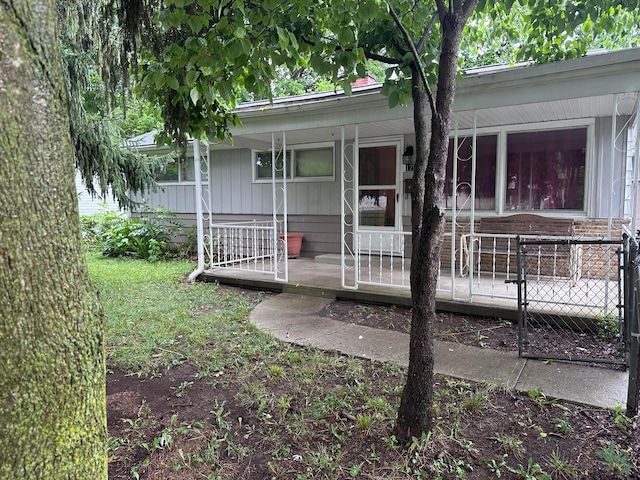 1799 Eastbrook Dr S, Columbus, OH 43223 - photo 2