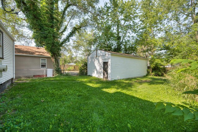 2705 Osceola Ave, Columbus, OH 43211 - photo 22