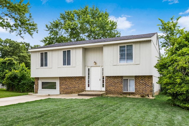 2621 Ipswick Cir, Columbus, OH 43224 - photo 3