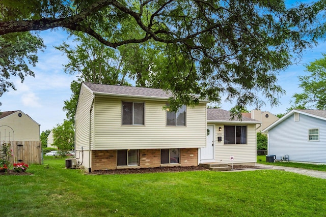 6046 Woodmoor St, Columbus, OH 43229 - photo 2