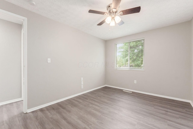 6046 Woodmoor St, Columbus, OH 43229 - photo 19