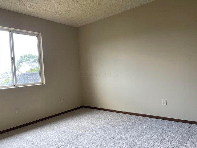 1058 Rousseau Ln, Galloway, OH 43119 - photo 32