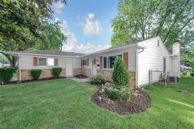 4946 Warminster Dr, Columbus, OH 43232 - photo 1
