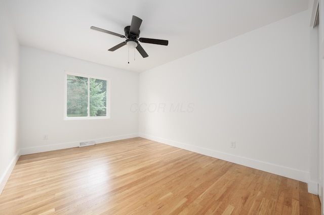 1670 Sussex Ct, Columbus, OH 43220 - photo 35