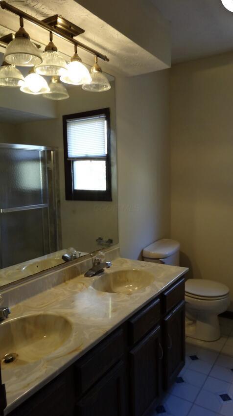 108 Walcreek Dr W, Columbus, OH 43230 - photo 19