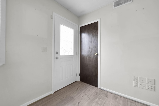 2917 Gentry Ln, Columbus, OH 43232 - photo 7