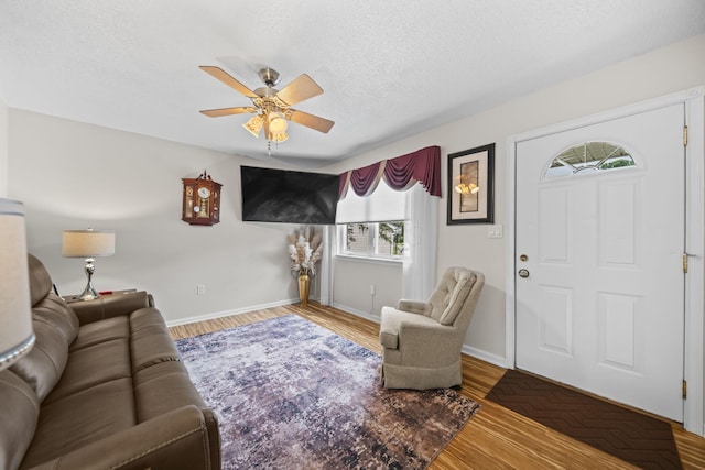 1821 Linkton Dr, Powell, OH 43065 - photo 8