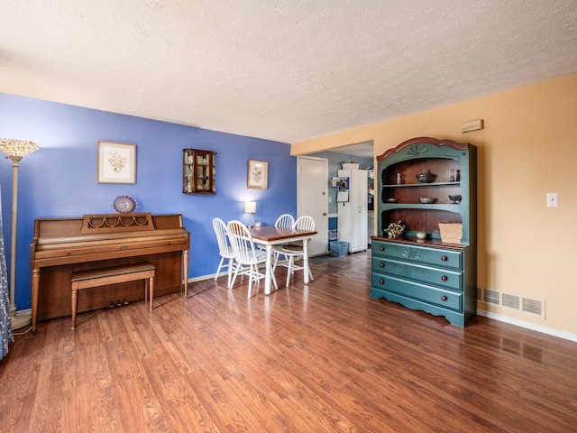 5392 Cherry Creek Pkwy S, Columbus, OH 43228 - photo 3