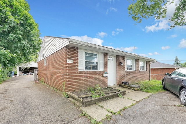 3724 Abney Rd, Columbus, OH 43207 - photo 1