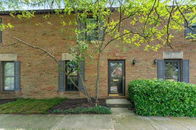 677 Providence Ave Unit C, Columbus, OH 43214 - photo 2