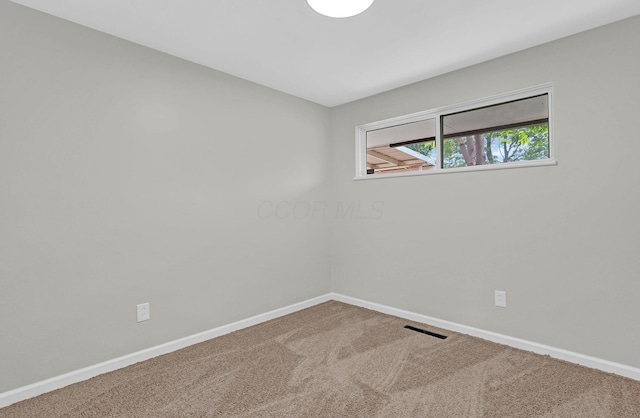 909 Stephen Dr W, Columbus, OH 43204 - photo 15