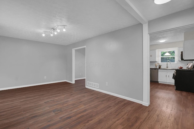 1270 Francisco Rd, Columbus, OH 43220 - photo 6