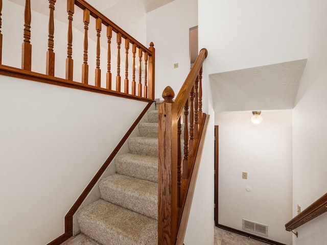 2151 Hagerman Dr, Columbus, OH 43235 - photo 28