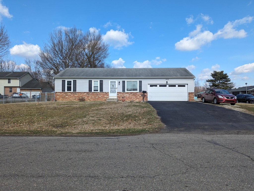 1922 Reddington Rd, Newark, OH 43055 - photo 1