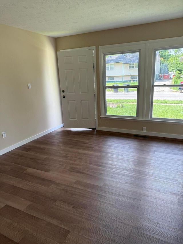 1679 Burley Dr, Columbus, OH 43207 - photo 9