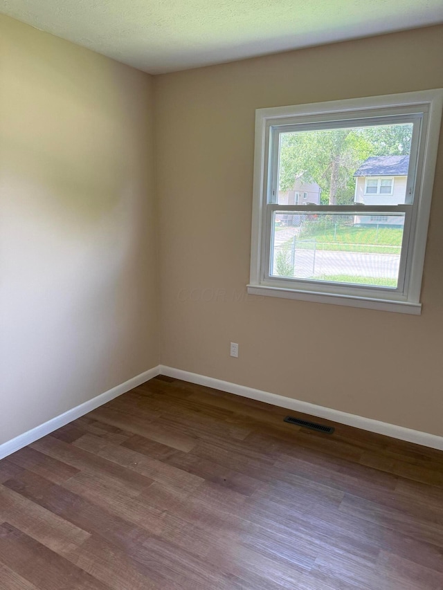1679 Burley Dr, Columbus, OH 43207 - photo 12
