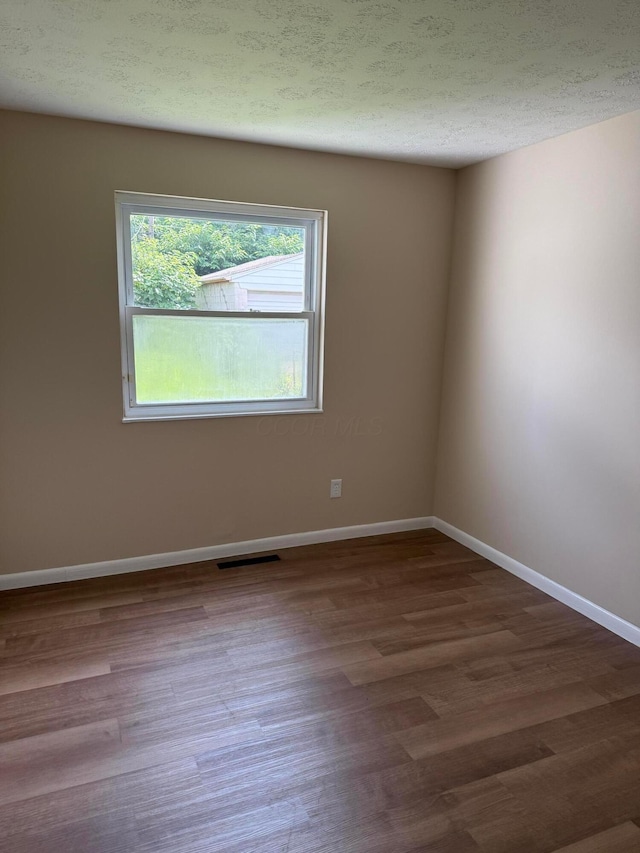 1679 Burley Dr, Columbus, OH 43207 - photo 13