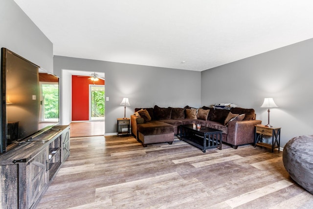 5027 Brewster Dr, Columbus, OH 43232 - photo 5