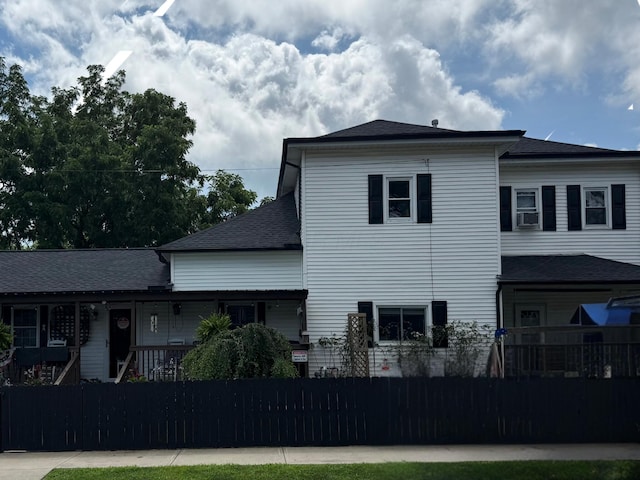 802 Sycamore St, Washington Court House, OH 43160 - photo 1