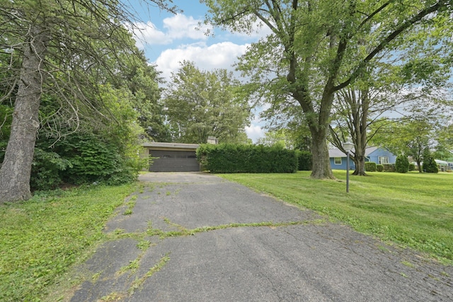 1068 Mcnaughten Rd, Columbus, OH 43213 - photo 2