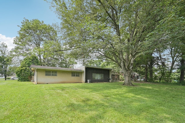 1068 Mcnaughten Rd, Columbus, OH 43213 - photo 9