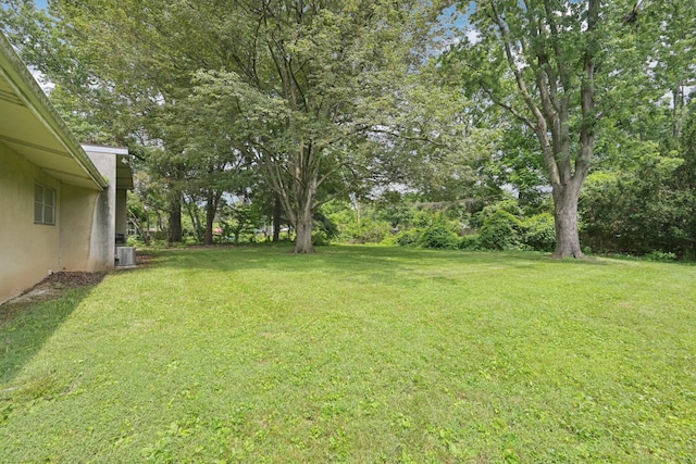 1068 Mcnaughten Rd, Columbus, OH 43213 - photo 12
